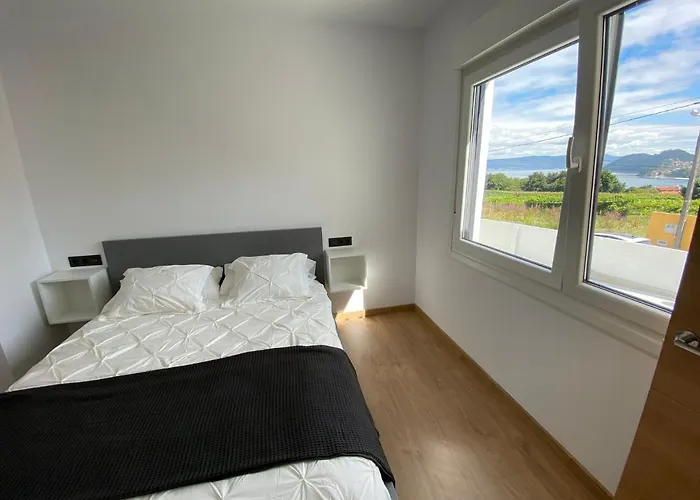 Apartamentos Turisticos Costa Celeiro: Portomaior, Agrelo, Covelo Lapaman